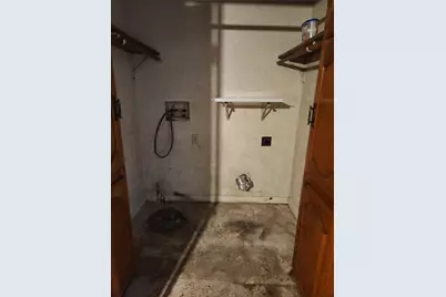 209 E 2nd Street, Quinlan, TX 75474 - Photo 11