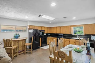 913 Doe Run Rd, Tool, TX 75143 - Photo 15