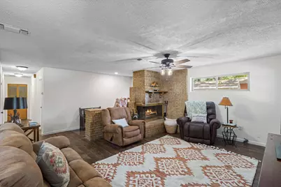 913 Doe Run Road, Tool, TX 75143 - Photo 11