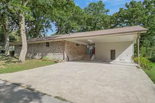 913 Doe Run Rd, Tool, TX 75143 - Photo 9