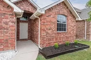 1012 Raleigh Path Rd, Denton, TX 76208 - Photo 1