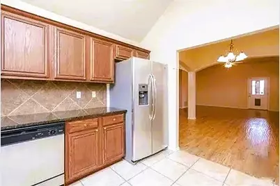 1012 Raleigh Path Road, Denton, TX 76208 - Photo 3