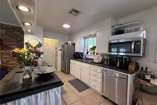 1000 Melrose Dr, Waco, TX 76710 - Photo 5