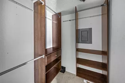 9811 Walnut Street #201, Dallas, TX 75243 - Photo 15