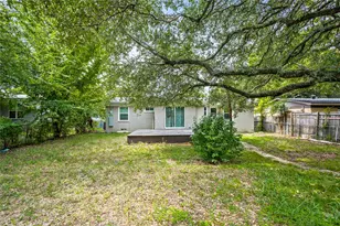 10450 Sandra Lynn Dr, Dallas, TX 75228 - Photo 21