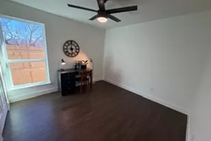 2208 Mill St, Greenville, TX 75401 - Photo 21