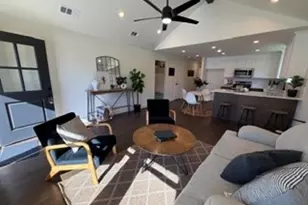 2208 Mill St, Greenville, TX 75401 - Photo 3