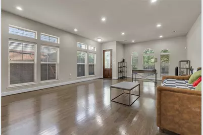 2407 Knight Street, Dallas, TX 75219 - Photo 3