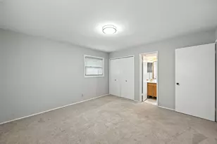 11832 High Valley Dr, Dallas, TX 75234 - Photo 21