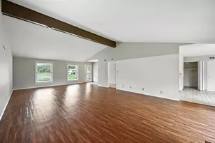 11832 High Valley Dr, Dallas, TX 75234 - Photo 9