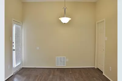 712 Claire View Drive, DeSoto, TX 75115 - Photo 9