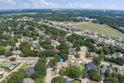 807 Williamsburg Drive, Ennis, TX 75119 - Photo 39