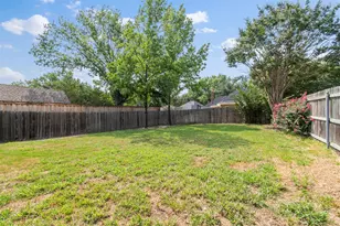 807 Williamsburg Dr, Ennis, TX 75119 - Photo 33