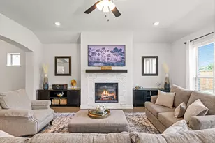 411 Heritage Hill Dr, Forney, TX 75126 - Photo 3