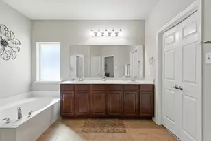 1624 Sea Pines Dr, Savannah, TX 76227 - Photo 21