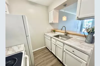 7621 McCallum Boulevard #309, Dallas, TX 75252 - Photo 5