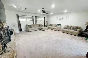 2404 13th St, Brownwood, TX 76801 - Photo 13