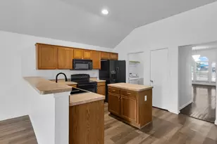 3000 Prairie Hill Ln, Arlington, TX 76010 - Photo 11