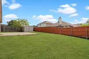 3000 Prairie Hill Ln, Arlington, TX 76010 - Photo 23