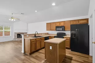 3000 Prairie Hill Ln, Arlington, TX 76010 - Photo 13