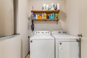 1505 Elm St, Dallas, TX 75201 - Photo 23