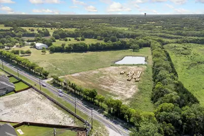 10590 Fm 121, Van Alstyne, TX 75495 - Photo 3