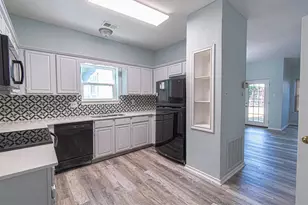 1508 Bennington Ct, Grapevine, TX 76051 - Photo 11