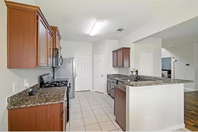 1100 Port Way, Crowley, TX 76036 - Photo 17