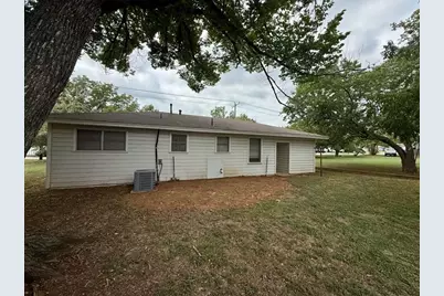 312 N Avenue B, Springtown, TX 76082 - Photo 7