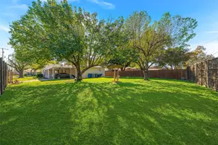 8461 Hunnicut Rd, Dallas, TX 75228 - Photo 27