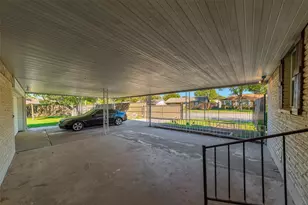 8461 Hunnicut Rd, Dallas, TX 75228 - Photo 25