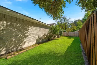 8461 Hunnicut Road, Dallas, TX 75228 - Photo 29
