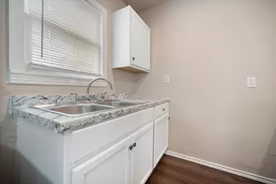 3837 Earl Street, Fort Worth, TX 76111 - Photo 21