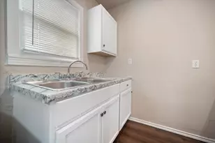 3837 Earl St, Fort Worth, TX 76111 - Photo 21