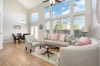 913 Avondale Lane, Plano, TX 75025 - Photo 1