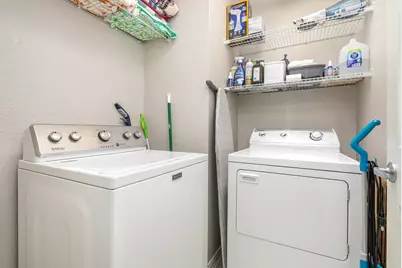 913 Avondale Lane, Plano, TX 75025 - Photo 13