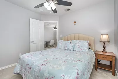 913 Avondale Lane, Plano, TX 75025 - Photo 17