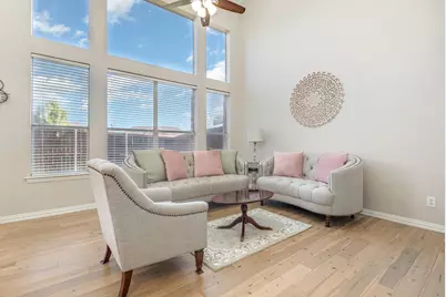 913 Avondale Lane, Plano, TX 75025 - Photo 5