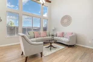 913 Avondale Ln, Plano, TX 75025 - Photo 5