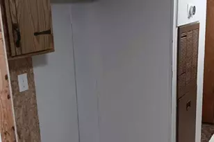 905 E Sears St, Denison, TX 75020 - Photo 11