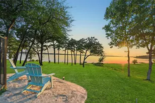 6833 Red Bud Dr, Flower Mound, TX 75022 - Photo 3