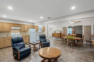 403 N Florence St, Grand Saline, TX 75140 - Photo 9