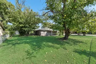 5201 Santa Rosa Dr, Haltom City, TX 76117 - Photo 25
