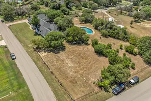 311 Diamond Oaks Dr, Hudson Oaks, TX 76087 - Photo 37