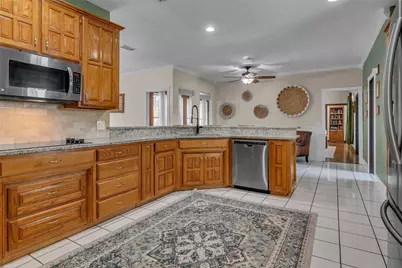 311 Diamond Oaks Drive, Hudson Oaks, TX 76087 - Photo 13