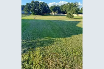 111 Bowie Drive, Lake Kiowa, TX 76240 - Photo 3