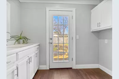 3240 Lipscomb Street, Fort Worth, TX 76110 - Photo 13