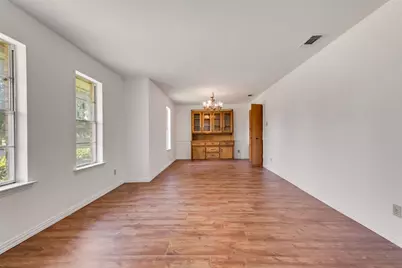 135 S Capri Drive, Duncanville, TX 75116 - Photo 11