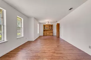 135 S Capri Dr, Duncanville, TX 75116 - Photo 11