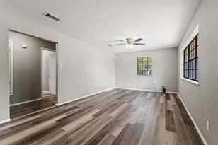 119 Ford St, Collinsville, TX 76233 - Photo 7